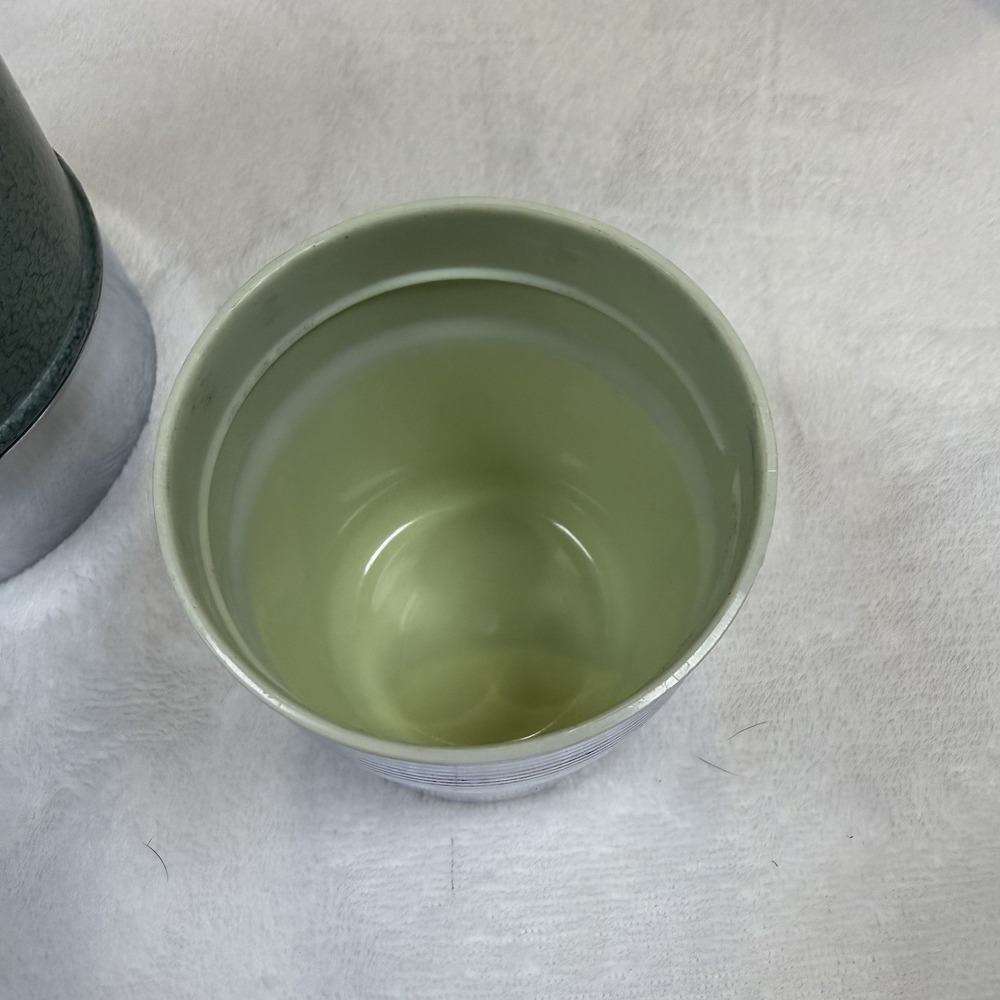 Vintage 1976 Aladdin Stanley A-944C Thermos Vacuum Bottle Green USA w/ Case - Picture 11 of 15